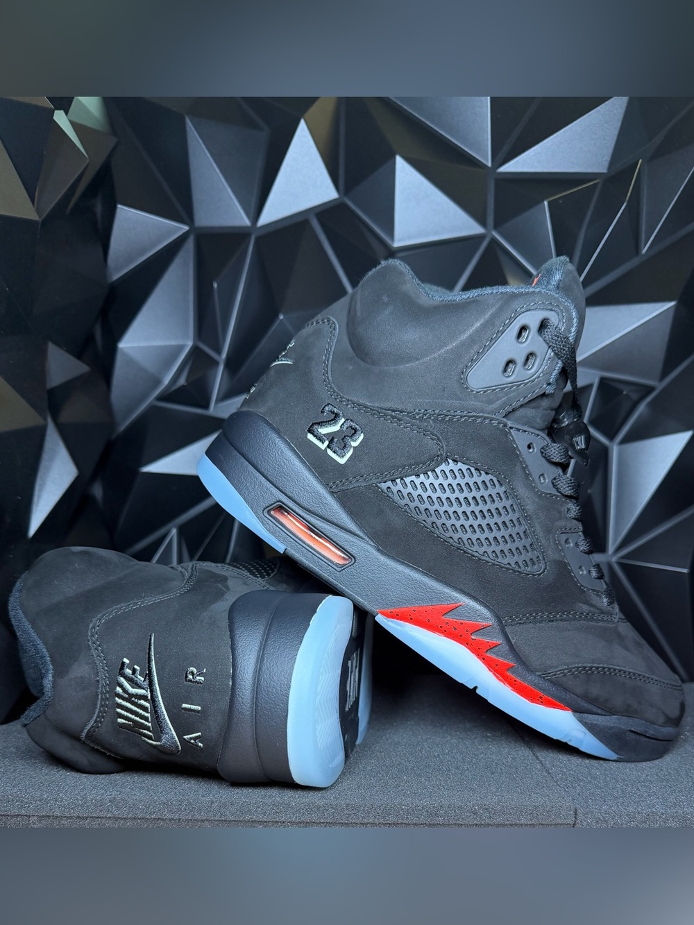 Jordan Retro 5  "Halloween"